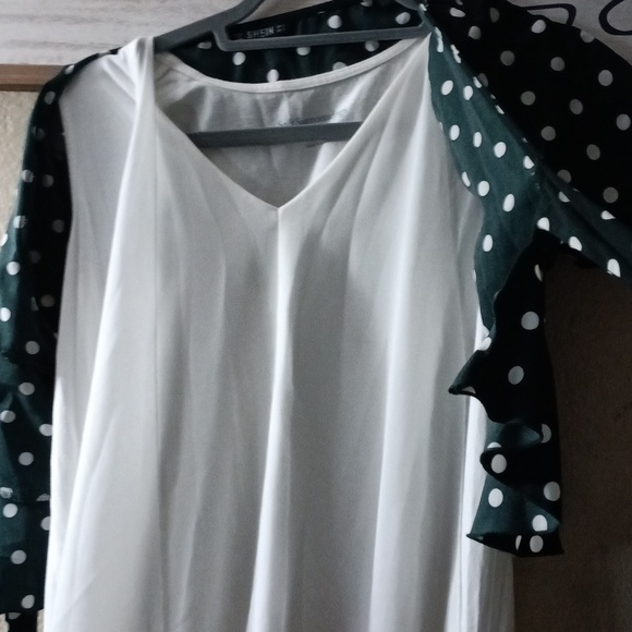 Soft surroundings size small  long flow dress in all white. - Picture 6 of 10